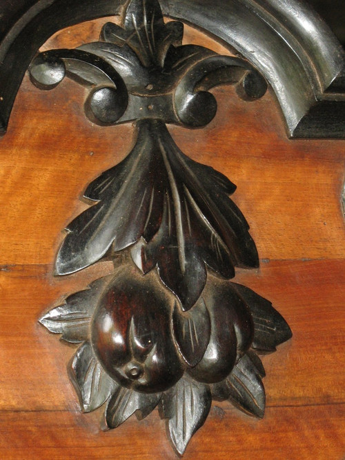 Buffet Saint Hubert 19th century in solid walnut