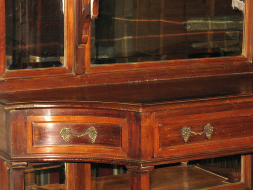 Buffet de présentation époque Art Nouveau en bois fruitier