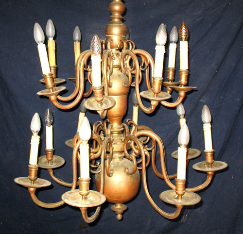 Grande lampadario olandese in bronzo e ottone dell'inizio del XIX secolo con 16 bracci di luce
