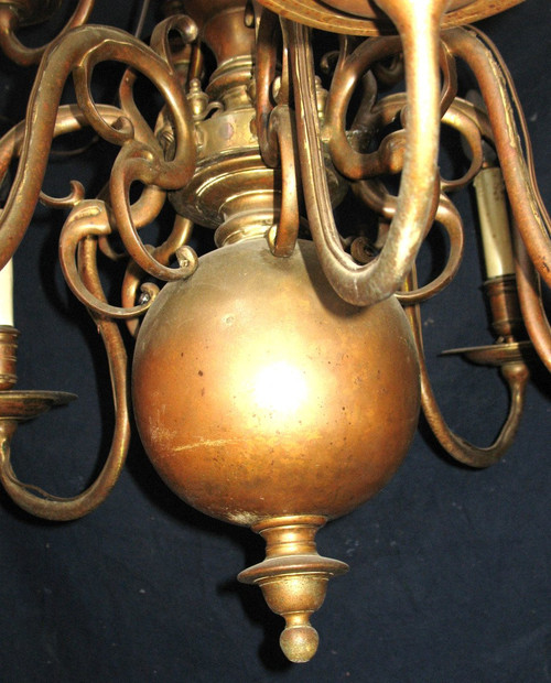 Grande lampadario olandese in bronzo e ottone dell'inizio del XIX secolo con 16 bracci di luce