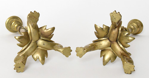 Pair of gilt bronze candlesticks decorated with lizards