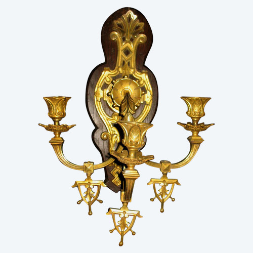 Grande applique in bronzo in stile gotico del XIX secolo con 3 bracci di luce