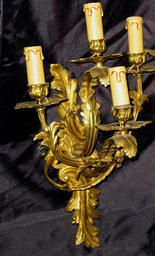 Pair of bronze sconces with 4 lights Louis XV style