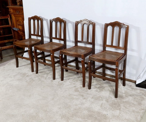 Suite de 4 chaises en chêne massif – 2ème moitié XIXe