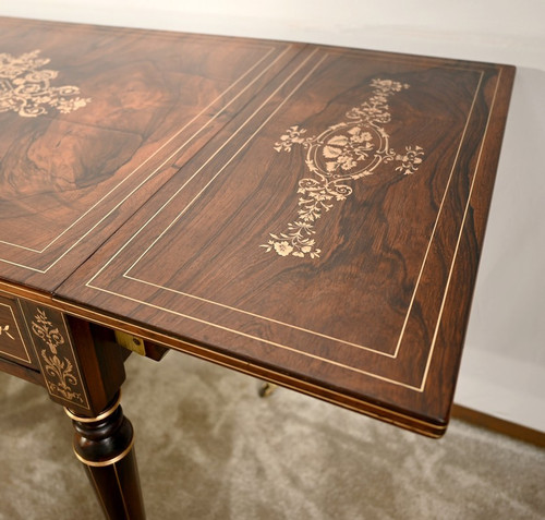 Table en Palissandre, style Louis XVI, époque Napoléon III – Milieu XIXe
