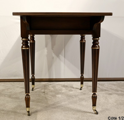 Table en Palissandre, style Louis XVI, époque Napoléon III – Milieu XIXe