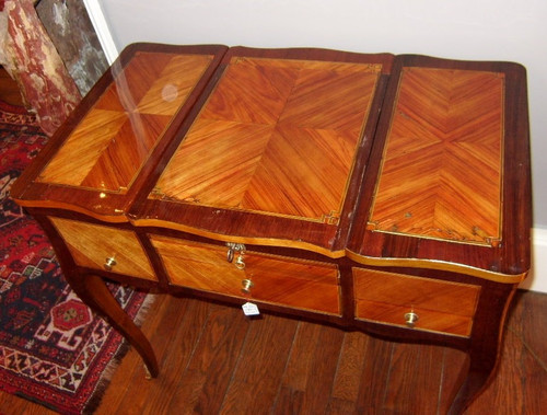 Coiffeuse d'époque Louis XV
