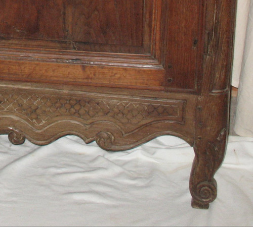 Buffet vaisselier 2 corps en chêne époque 18ème