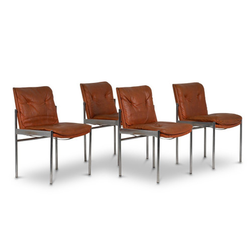 Serie di due sedie in pelle e metallo cromato, anni 1970, LS51841207B
