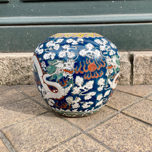 Chinese Porcelain Vase, Late Nineteenth