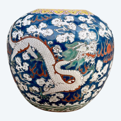 Chinese Porcelain Vase, Late Nineteenth