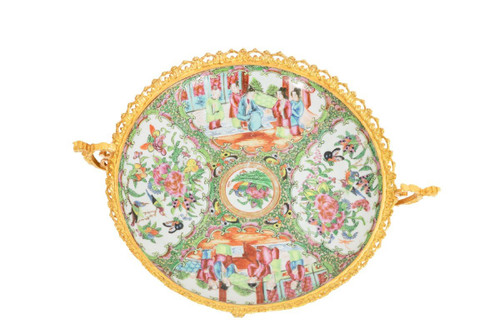 Assiette En Porcelaine De Canton Et Bronze, Circa 1880