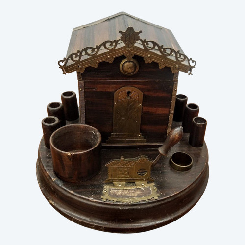 Smoker's box, cigar box.