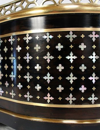 Table planter in blackened wood, Napoleon III period - 19th century