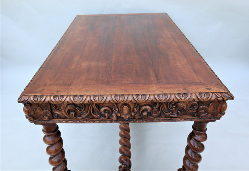 Grande Table De Milieu En Chêne Sculpté De Style Louis XIII