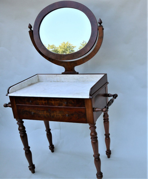 Coiffeuse à Psyché, Table De Toilette En Acajou Et Placage d'Acajou Flammé, XIXeme Siècle