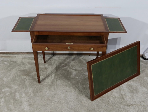 Small Mahogany Desk Table, Louis XVI period - Late 18th century