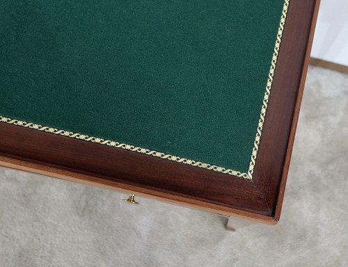 Small Mahogany Desk Table, Louis XVI period - Late 18th century
