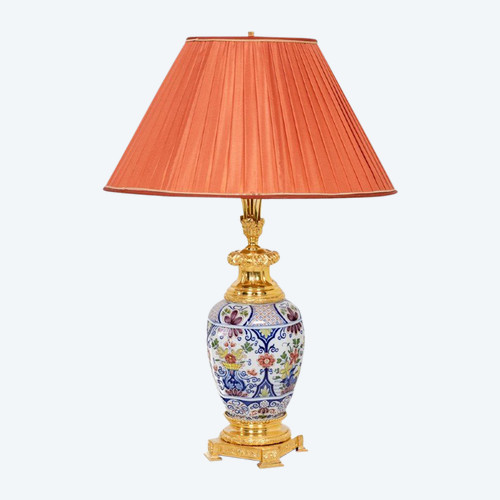 Lampada in maiolica di Delft, XIX secolo, LS4874583C