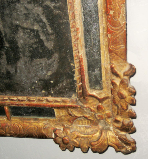 Specchiera Con Parechiusure Sormontata Da Frontone, Legno Dorato, Epoca Luigi XIV