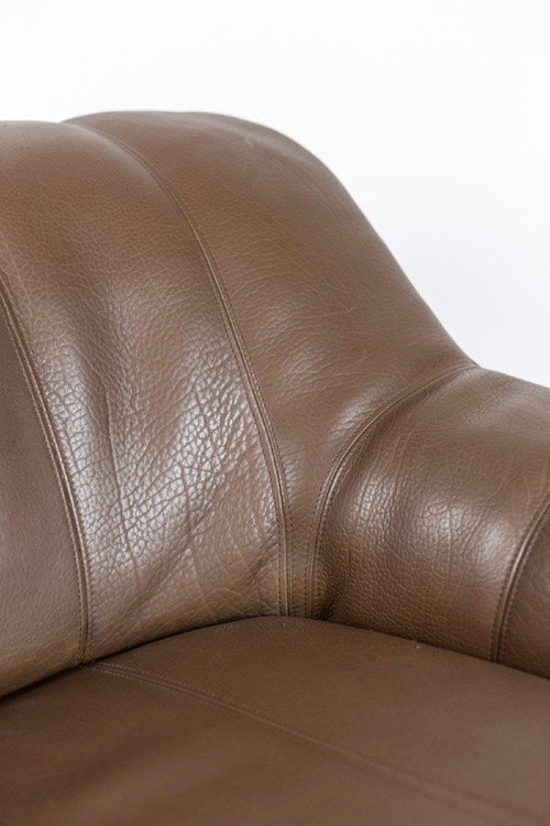 Fauteuil et son ottoman en cuir, années 1970, LS48011051
