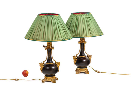 Paire De Lampes En Tôle Et Bronze Doré, Circa 1880, Op529901