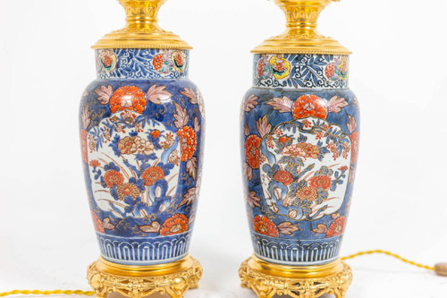 Paire De Lampes En Porcelaine d'Imari Et Bronze Doré, Circa 1880, Ls4547631