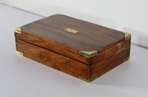 Small travel writing case in solid mahogany - 2nd part 19th century