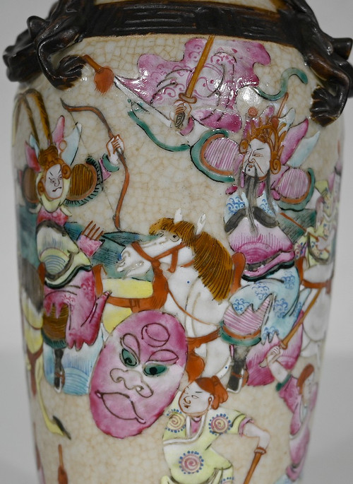 Vase in Nanjing Porcelain, China - Late 19th century
