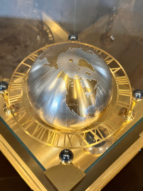 Hour Lavigne, Bronze Globe Table Clock