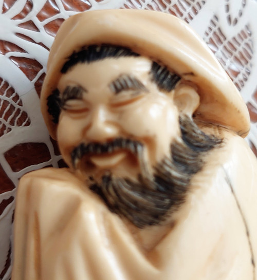 miniature sculptures of an old Japanese late 19th height 6.2 depth 3.6 width 4.8 cm