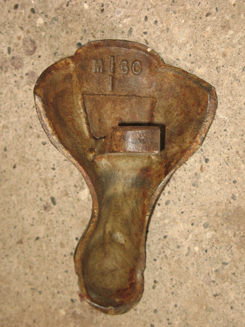 Set of 4 cast iron bathtub clogs, 19th century, perfect condition