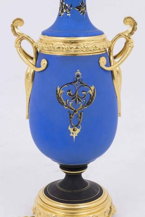 Coppia Di Lampade In Porcellana Stile Neoclassico, Periodo Napoleone III - LS40641431