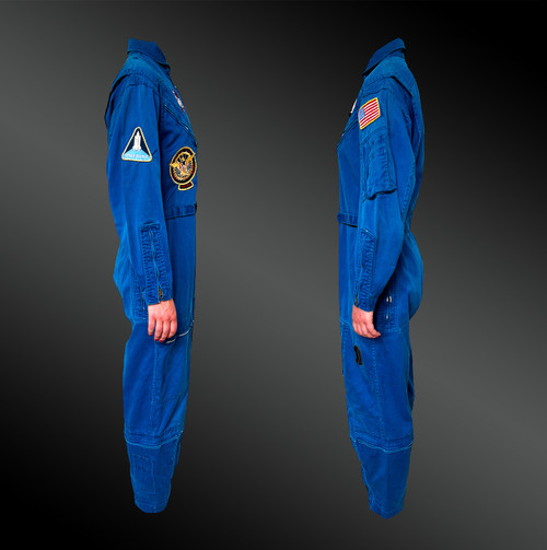 TUTA DA ASTRONAUTA DELLA NASA Precedentemente di proprietà dell'astronauta americano James F. Buchli