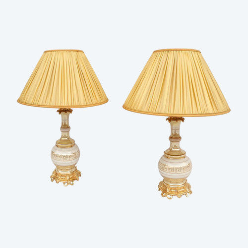 Coppia di lampade in porcellana crema e oro iridescente, XIX secolo - LS3351771