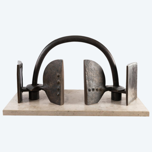 Victor Roman, La porta, scultura in bronzo, 1983 - LS40784051