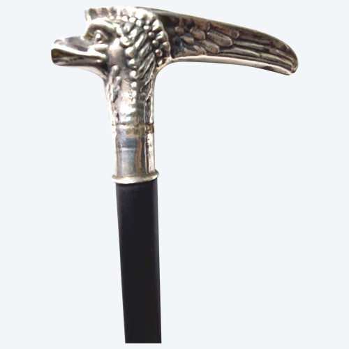 Bastone da passeggio con pomello in argento a forma di testa d'aquila, inizio '900, lungo 90 cm