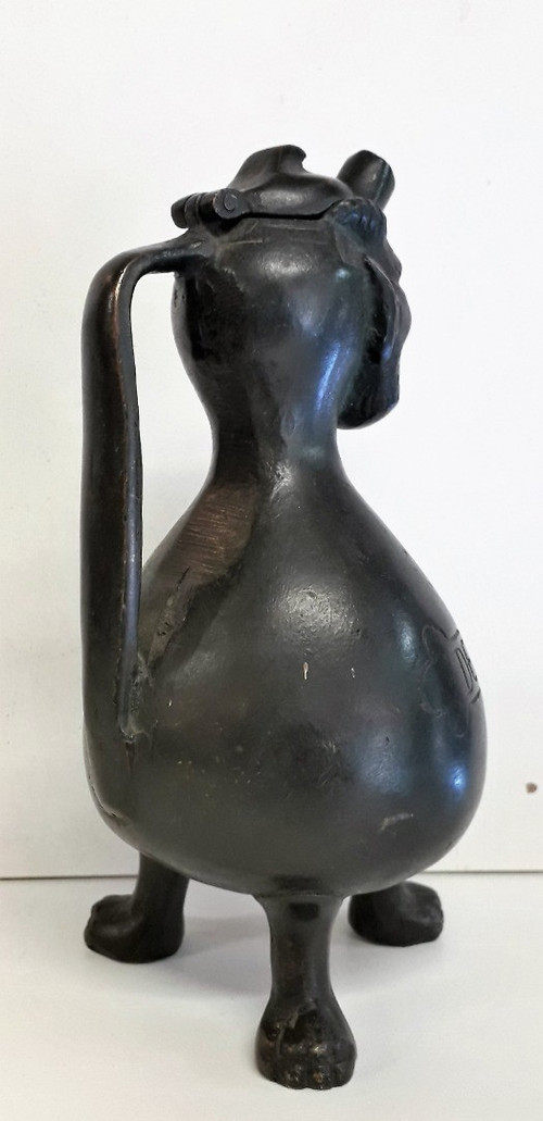 Acquasantiera o brocca in bronzo
