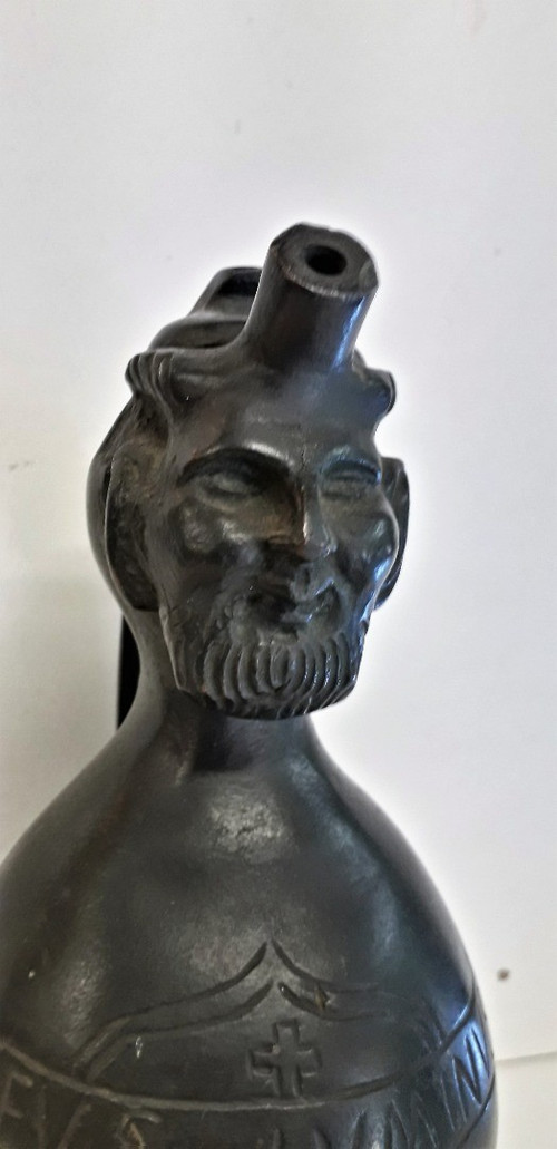 Acquasantiera o brocca in bronzo