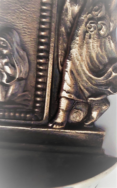 Benitier in solid silver hallmark Minerva late 19th high 12 width 5.5 depth 2.2 cm weight 48 gr