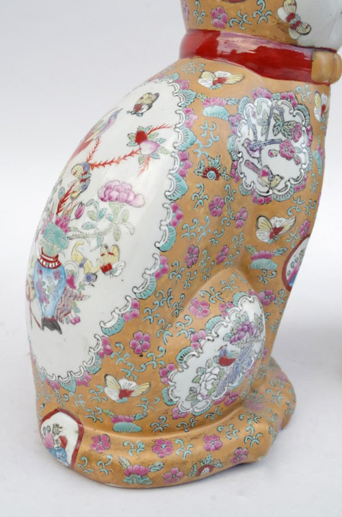 Paire de sculptures « Chats » en faïence chinoise, XXème siècle - LS3447321