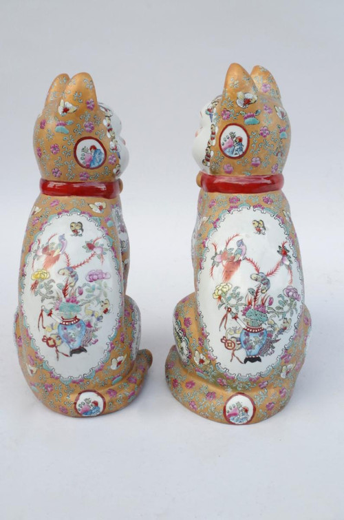 Paire de sculptures « Chats » en faïence chinoise, XXème siècle - LS3447321