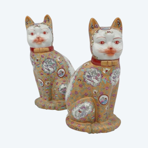 Paire de sculptures « Chats » en faïence chinoise, XXème siècle - LS3447321