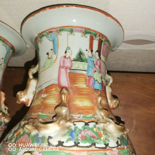 Pair of 19th century Chinese canton porcelain vases 34.5 cm high