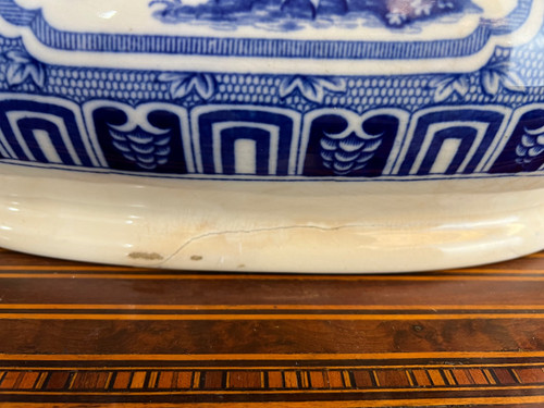 Grand Bassin / Planter / Centerpiece in earthenware from Minton XIXth