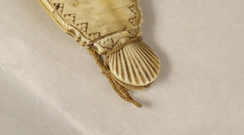 Tabakreibe Elfenbein Geschnitzt Dieppe Angelot Angel Fisch Treue XVIII.