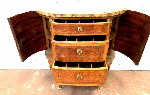 Commode En Demi Lune De Style Louis XVI Marqueterie A Fond De Cube XX Siècle