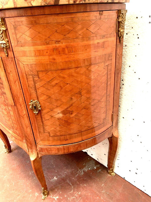 Commode En Demi Lune De Style Louis XVI Marqueterie A Fond De Cube XX Siècle