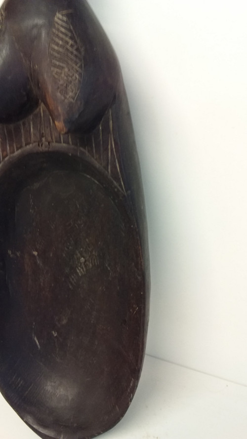 Cucchiaio cerimoniale Wakémia decorato con una testa di donna liberiana
