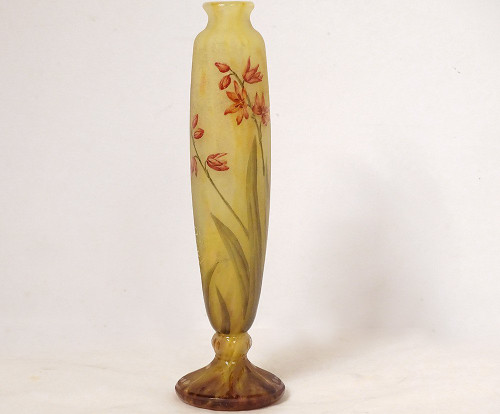 Vase Piedouche Pâte de Verre Daum Nancy Fleurs Lys Lis Art Nouveau 19th century